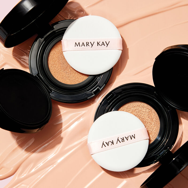 Limited-Edition&dagger; Mary Kay&reg;  Luminous Cushion Foundation  Light Ivory